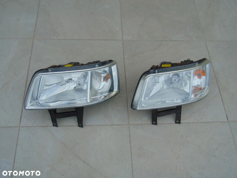 Lampa przednia przód lewa VW Transporter Caravelle T5 - 8