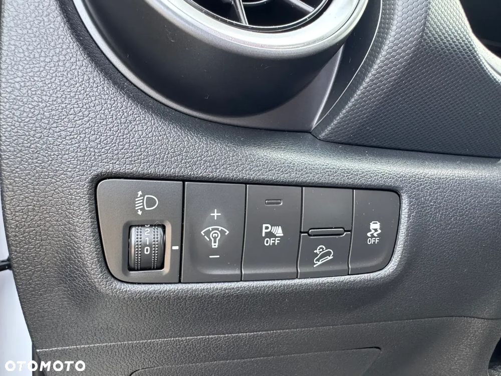 Hyundai Kona - 15
