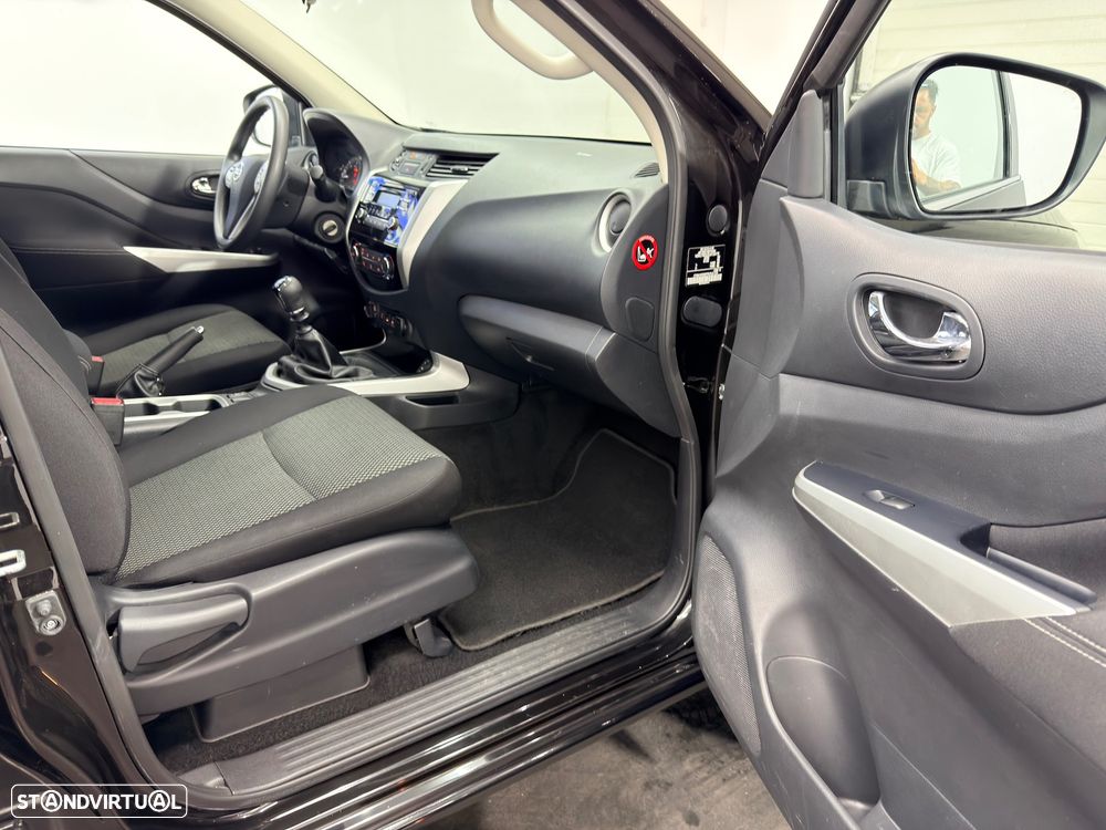 Nissan Navara 2.3 dCi CD 4WD Tekna - 17
