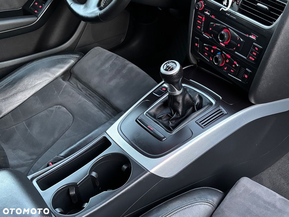 Audi A4 Avant 2.0 TDI Limited Edition - 27