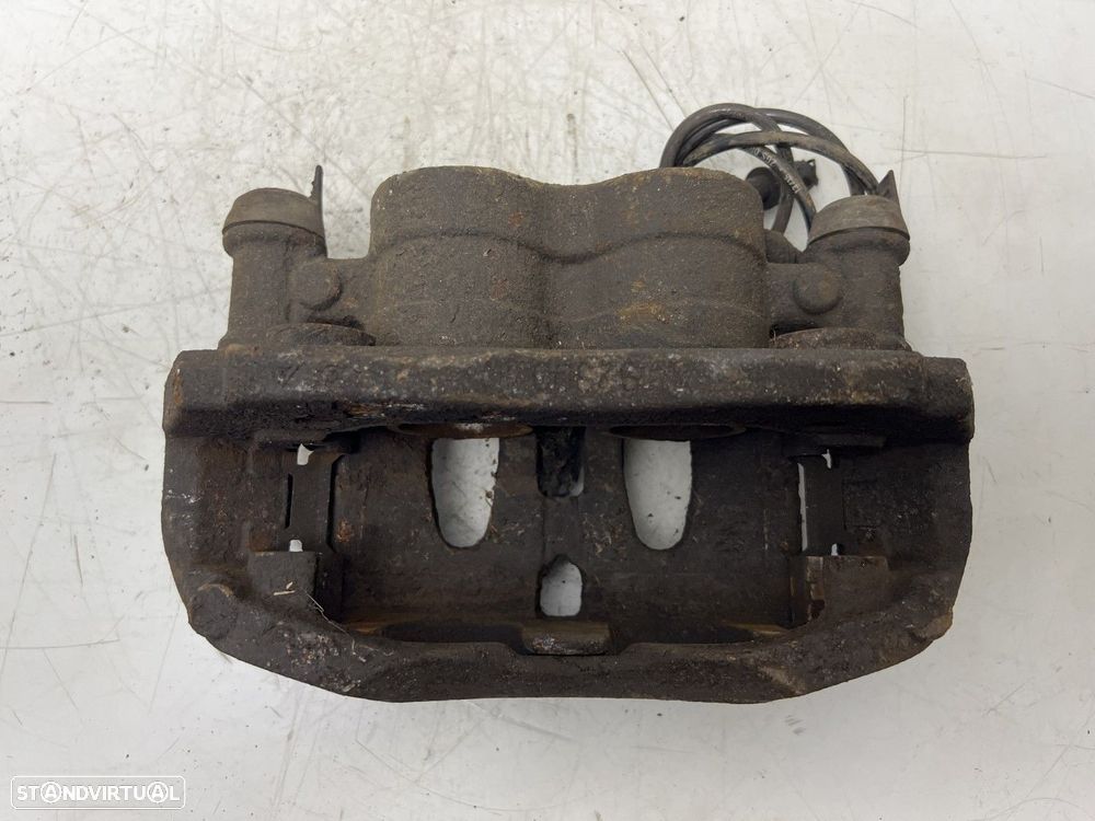 Pinça de travão Esq Frente Usado MERCEDES-BENZ SPRINTER 3,5-t (906) 313 CDI - 3