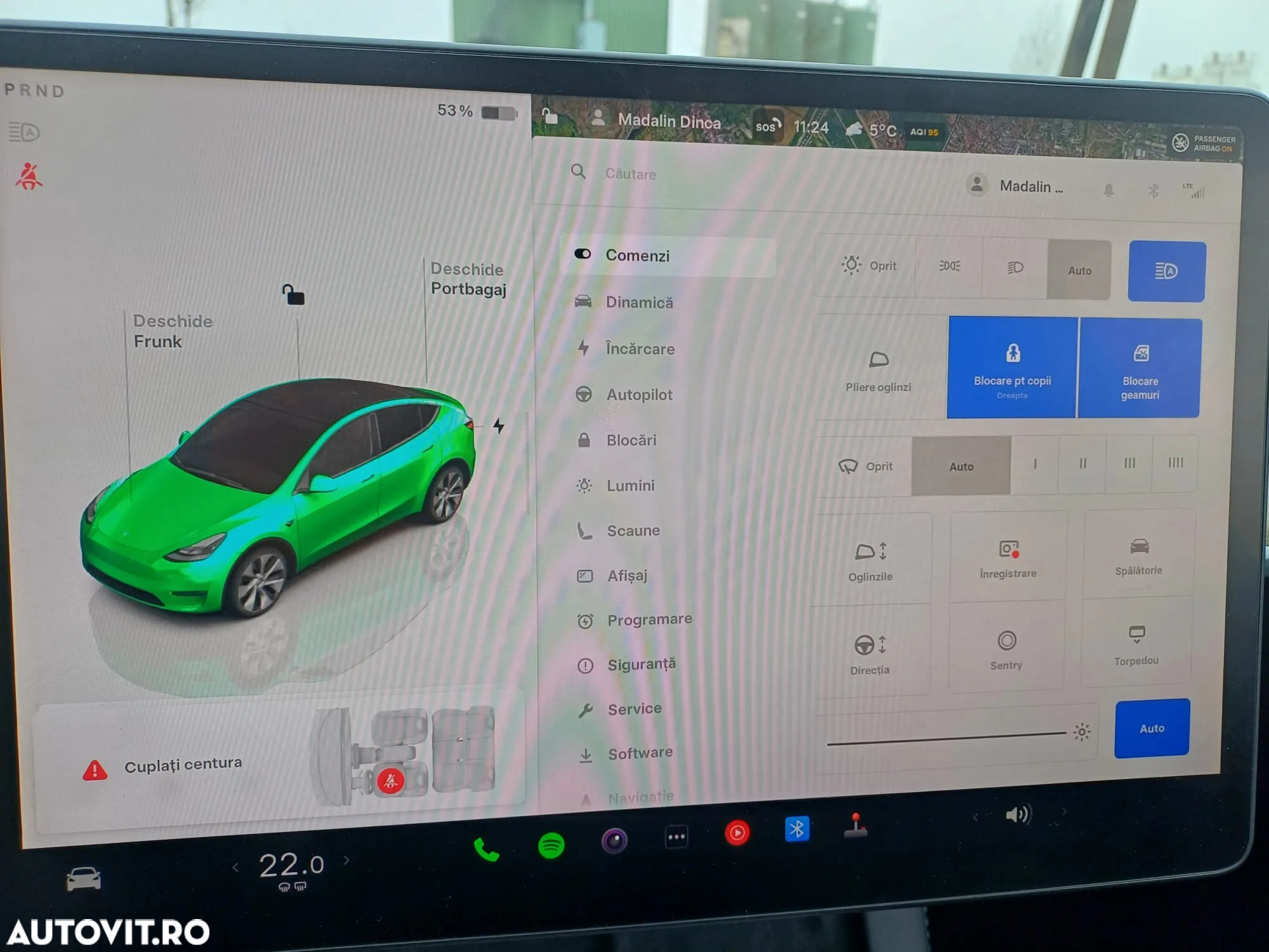 Tesla Model Y - 20