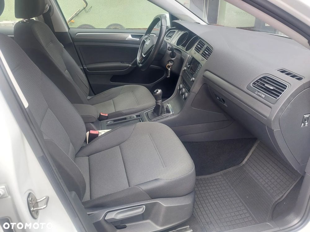 Volkswagen Golf 1.2 TSI BlueMotion Technology Team - 5