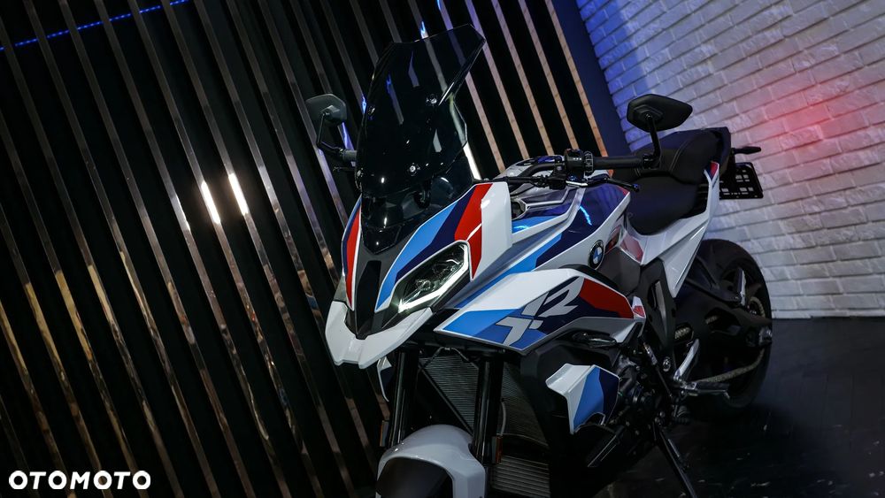 BMW XR - 5