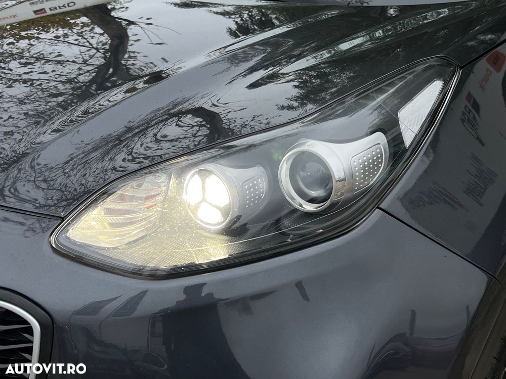 Kia Sportage 2.0 CRDI 2WD Attract - 32