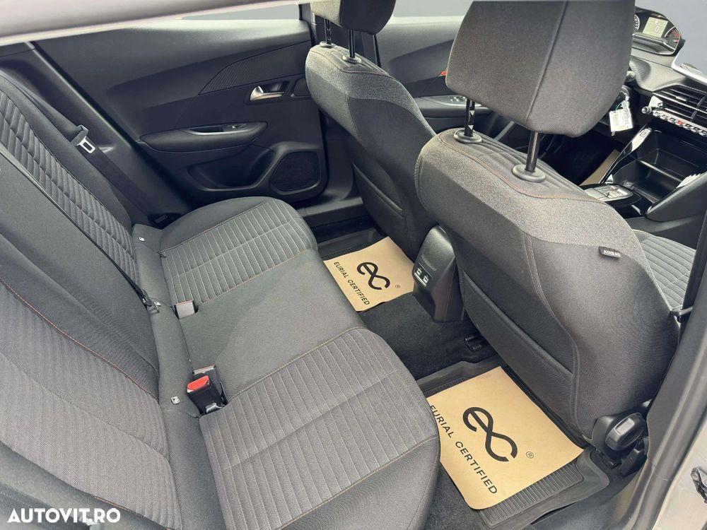 Peugeot 2008 1.2 PureTech EAT8 STT Active Pack - 12