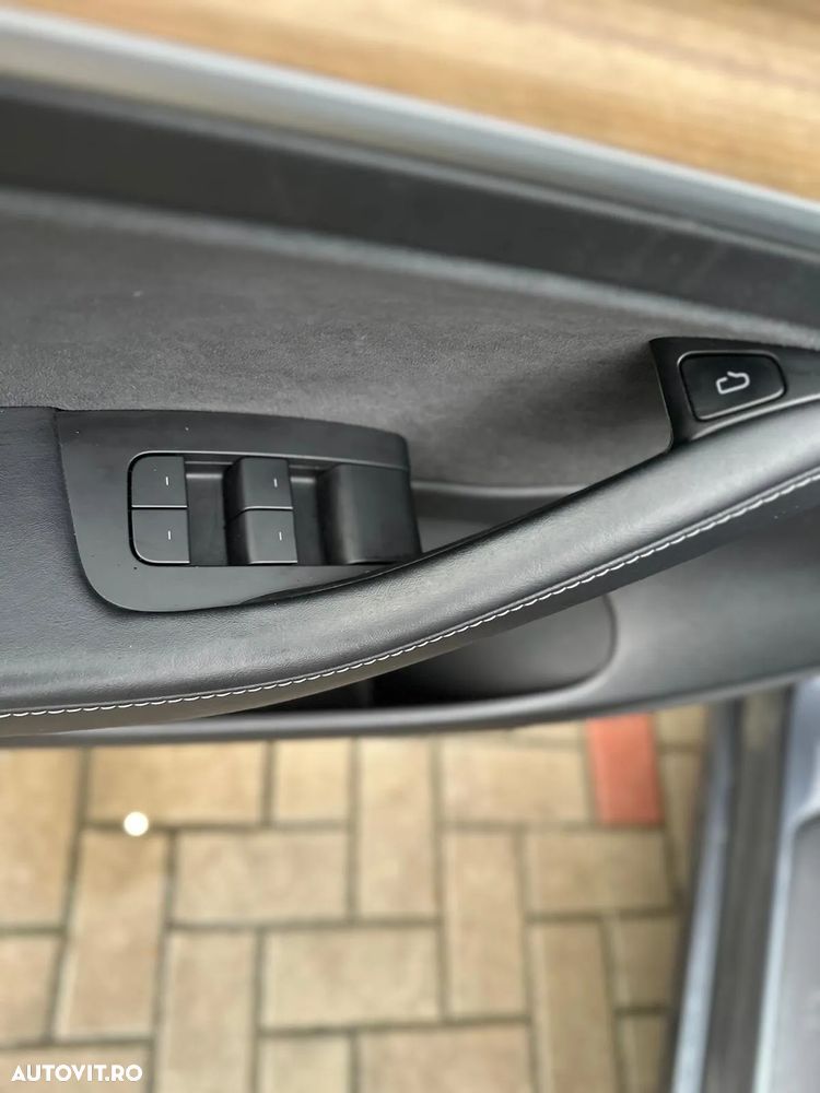 Tesla Model 3 Langstreckenbatterie Allradantrieb Dual Motor - 35