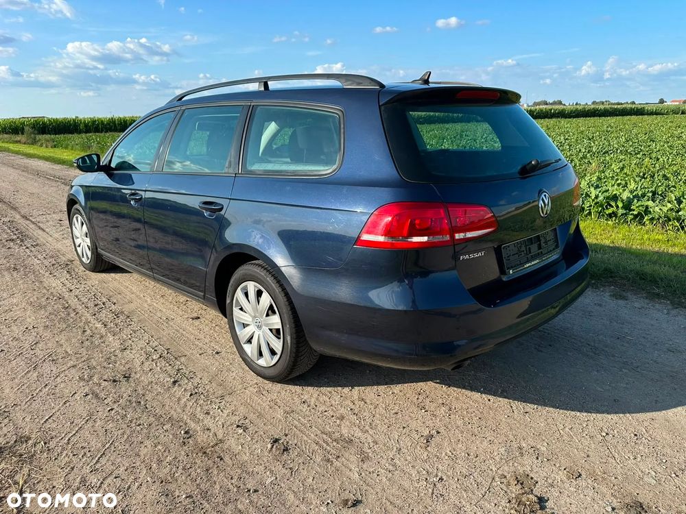 Volkswagen Passat - 5