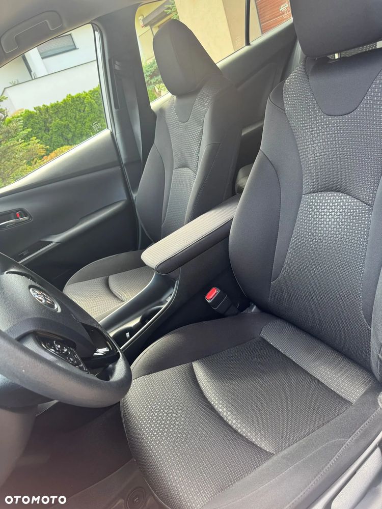 Toyota Prius 1.8 Hybrid Executive - 17