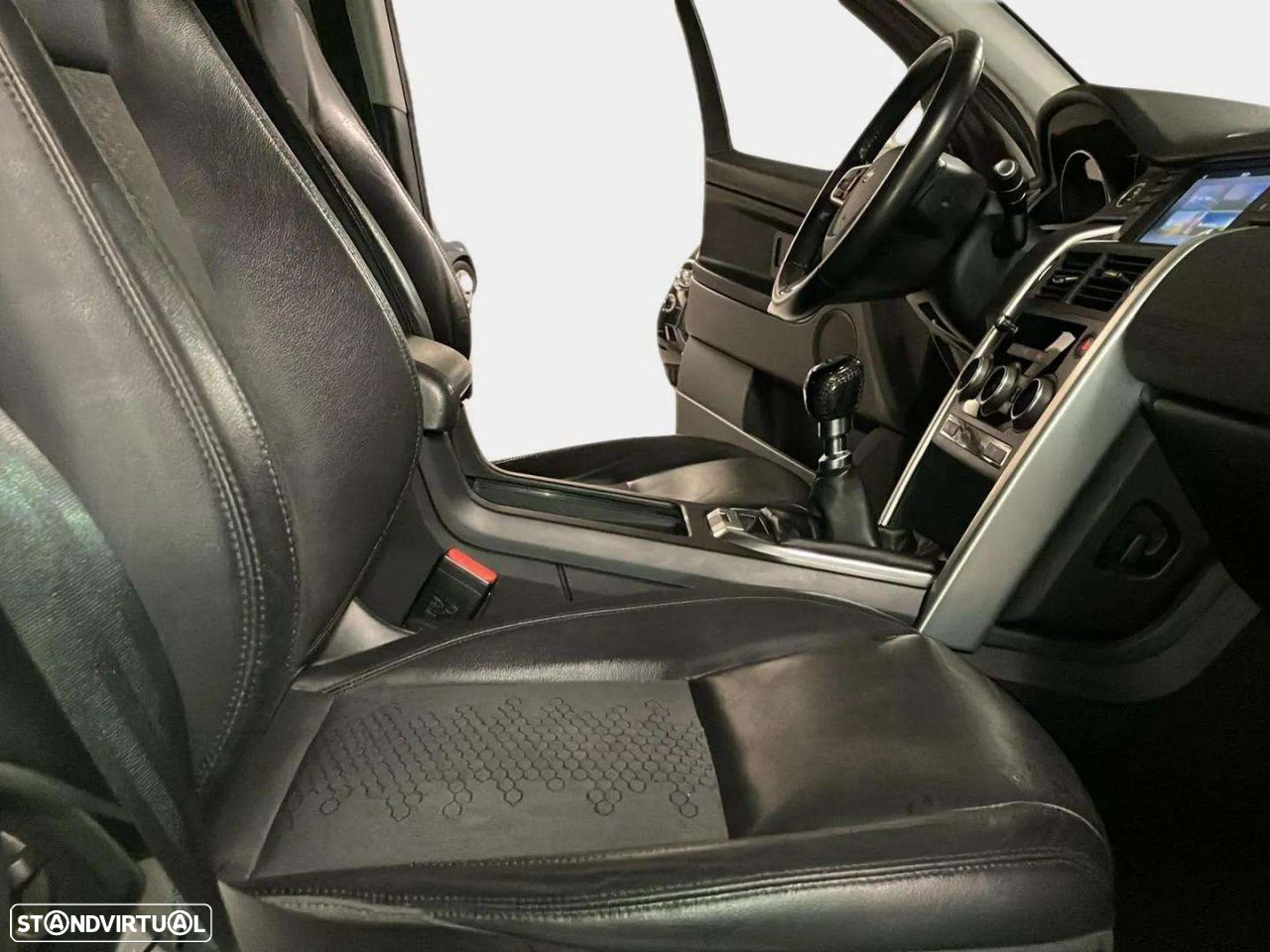 Land Rover Discovery Sport 2.0 TD4 SE - 10