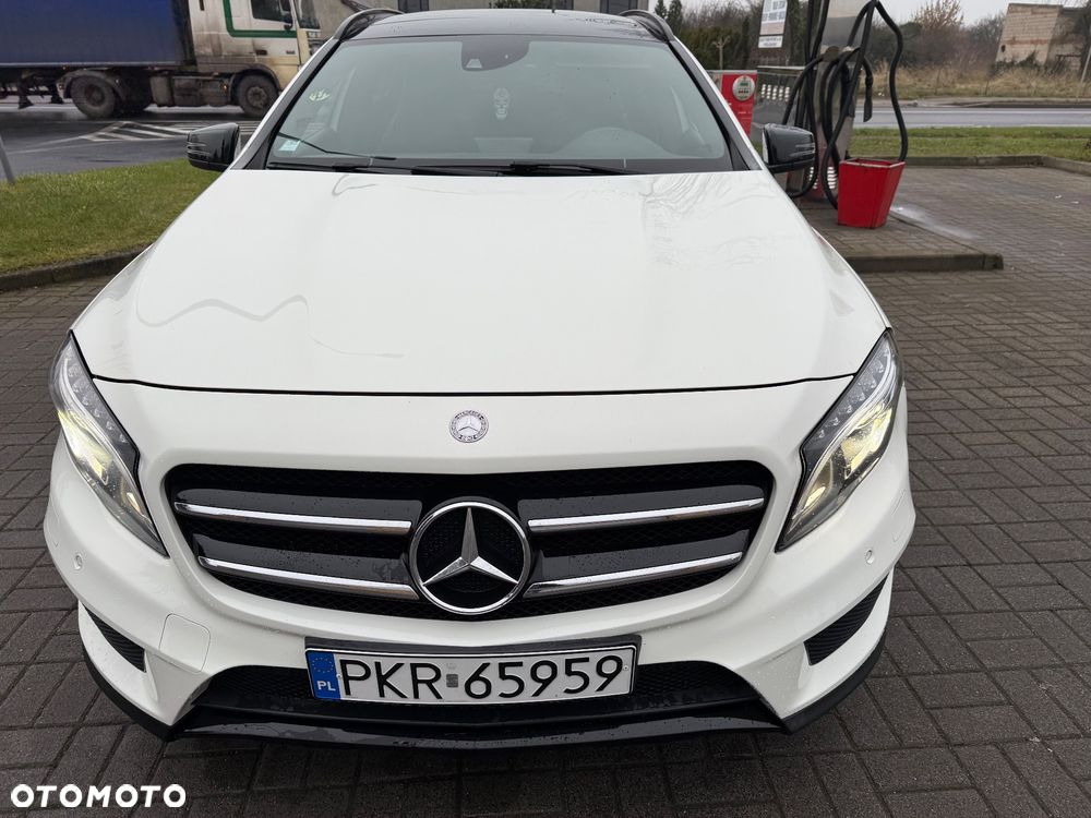 Mercedes-Benz GLA 220 CDI 4-Matic - 2