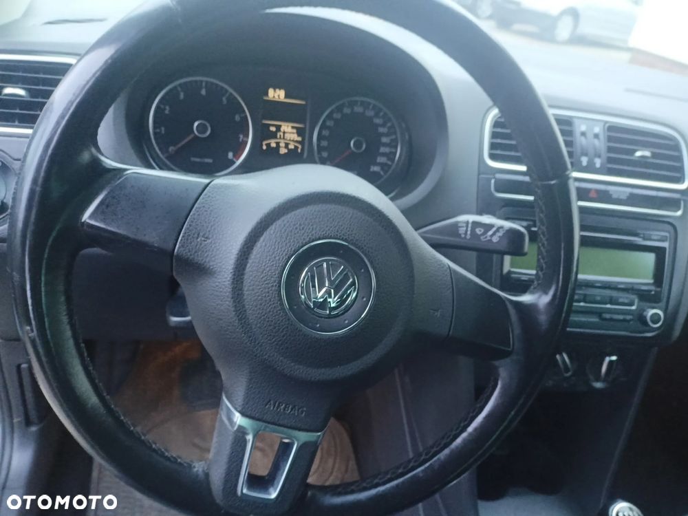 Volkswagen Polo 1.4 Team - 16