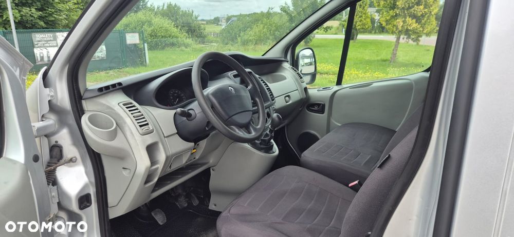 Renault Trafic - 8