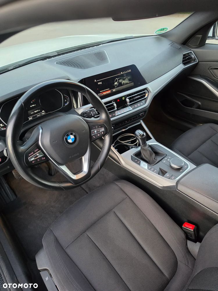 BMW Seria 3 - 18
