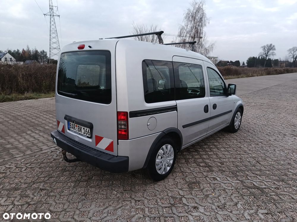 Opel Combo Tour - 8