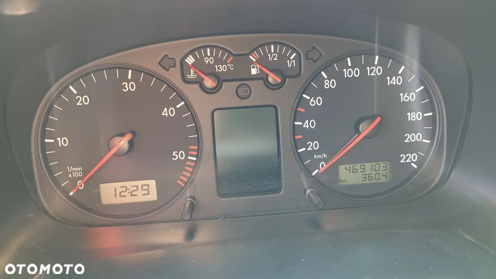 Volkswagen Multivan - 14