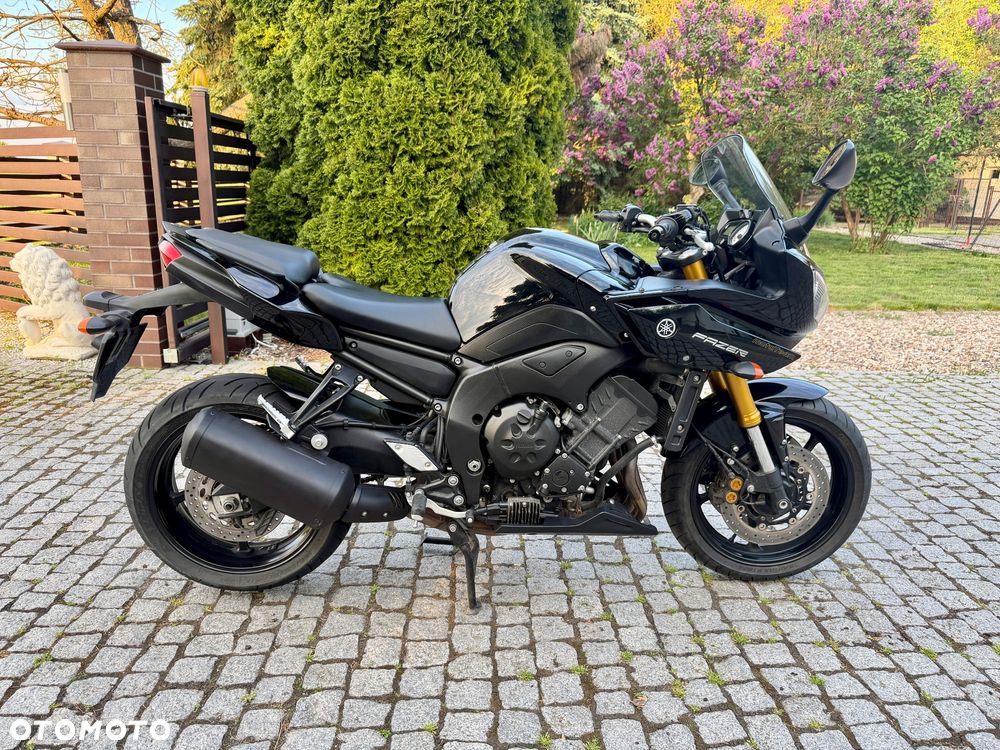 Yamaha FZ8 - 6