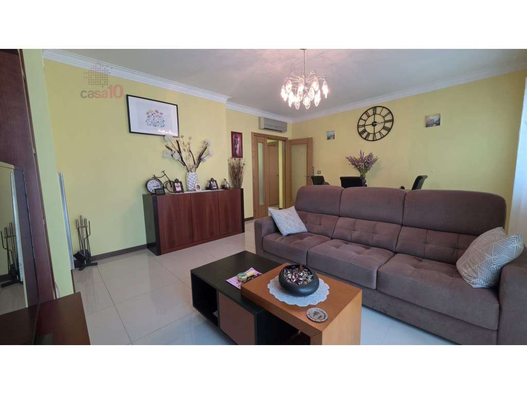 Excelente apartamento T3 para venda, junto ao Estádio, em Alcochete - Grande imagem: 2/20