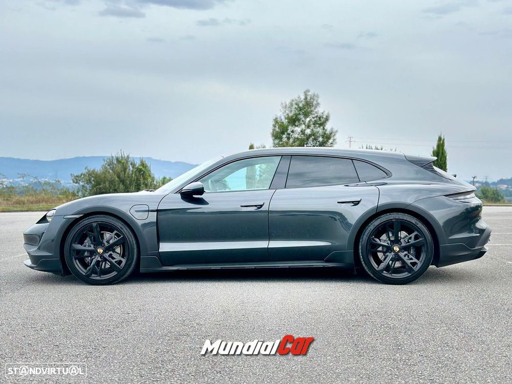 Porsche Taycan Cross Turismo 4 - 4