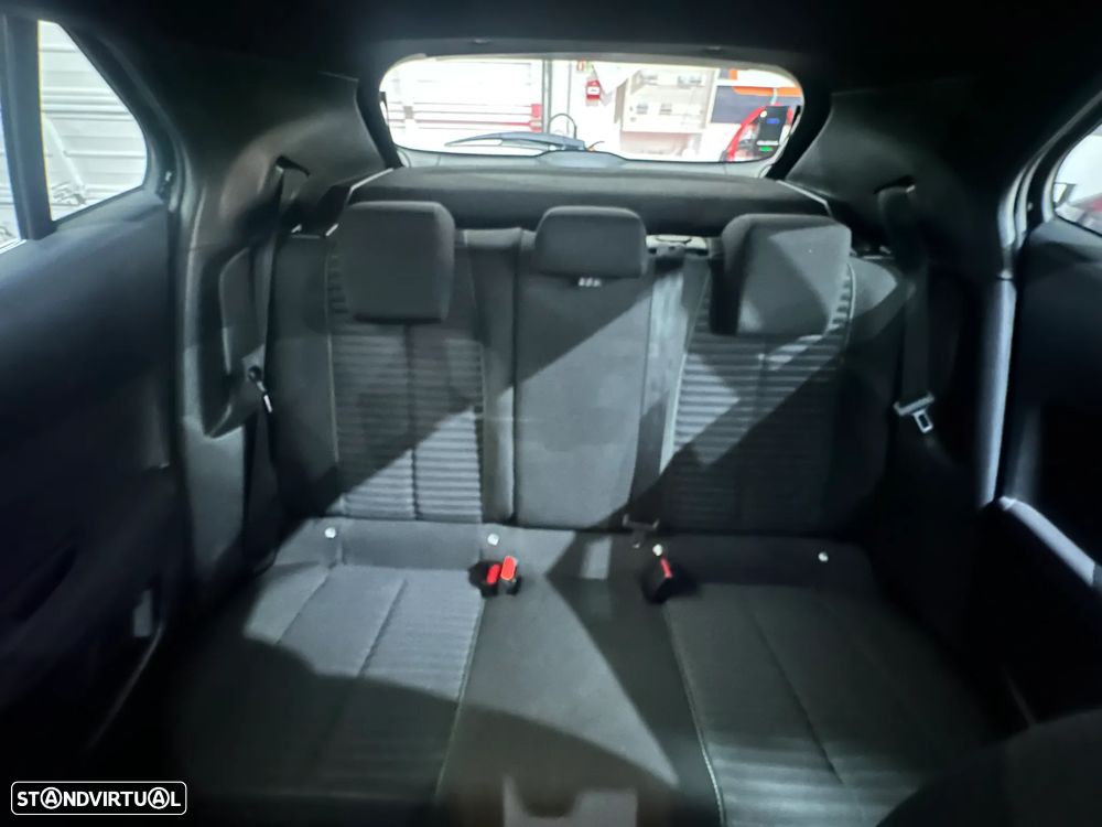 Peugeot 2008 1.2 PureTech Active - 5