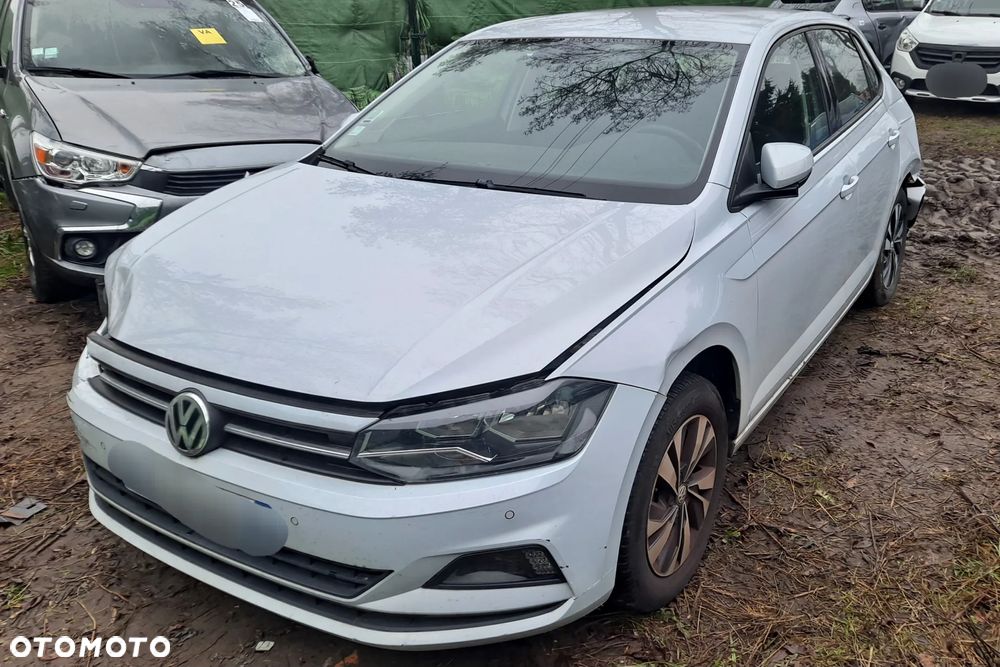 Volkswagen Polo - 1
