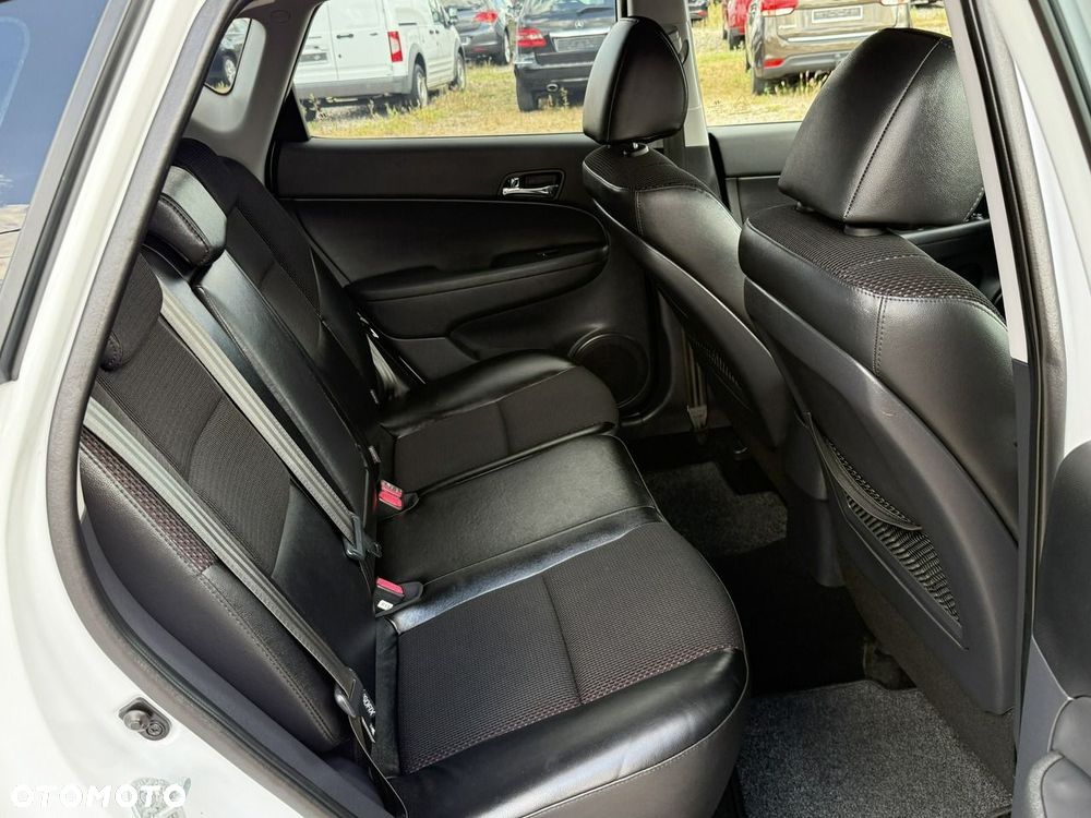 Hyundai i30 - 33