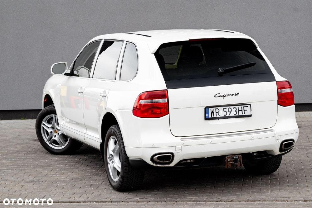 Porsche Cayenne - 11