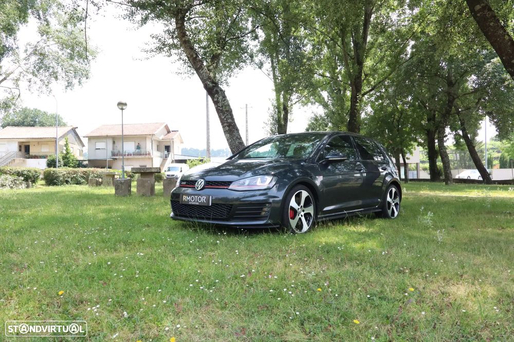 VW Golf 2.0 TSi GTi Performance - 2