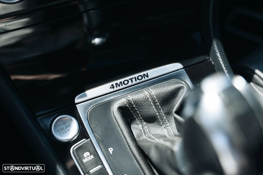 VW Golf 2.0 TSI R DSG - 34