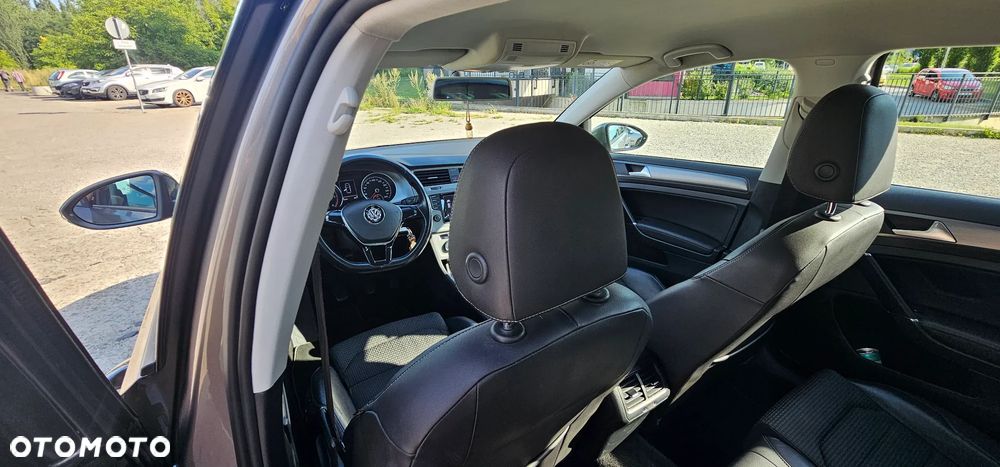 Volkswagen Golf 1.6 TDI BlueMotion Trendline - 36