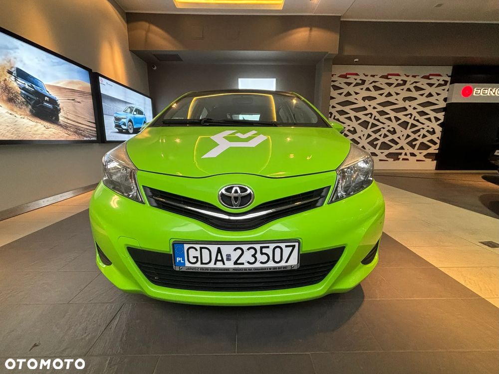 Toyota Yaris - 1