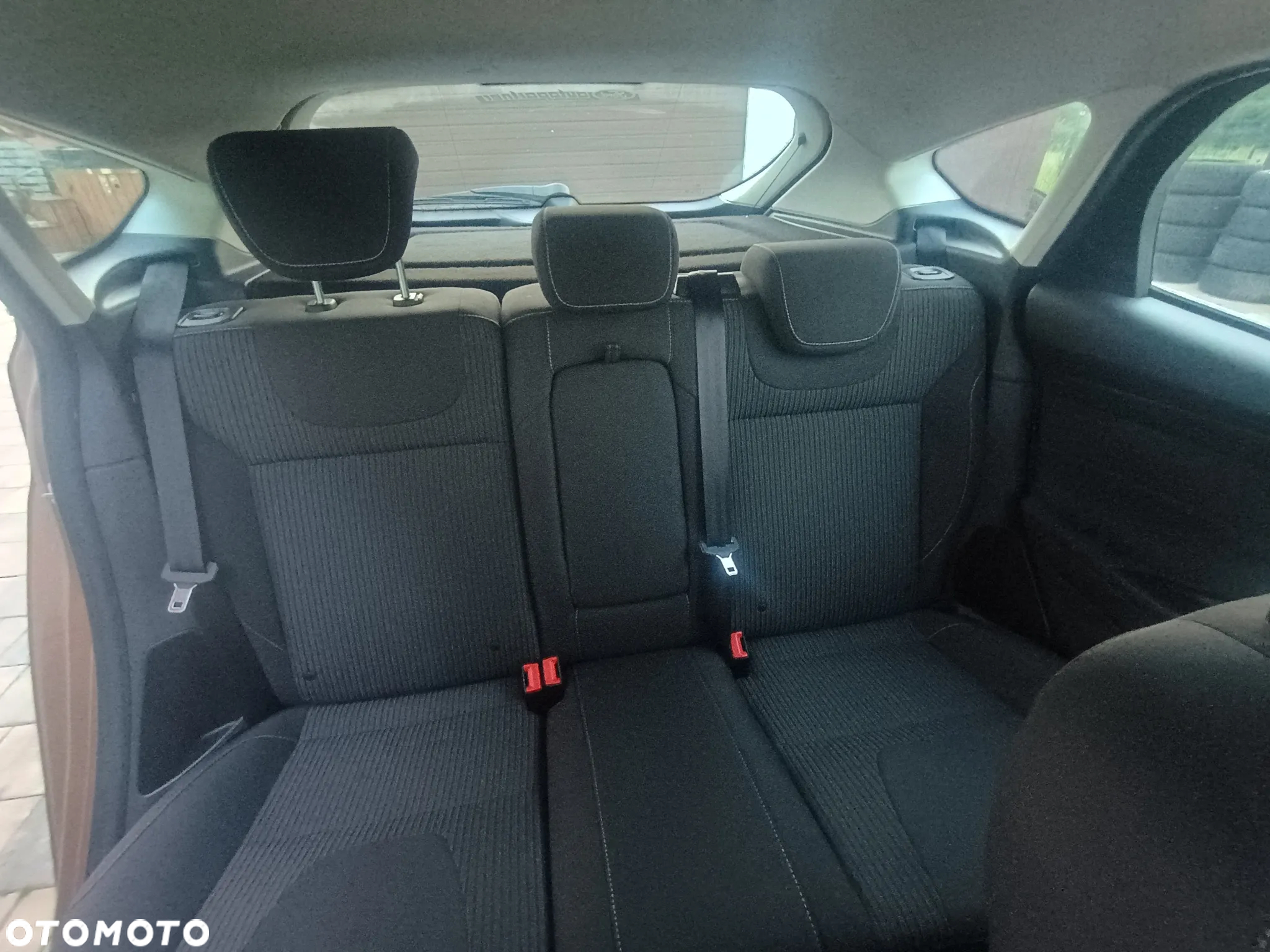Ford Focus 1.6 EcoBoost Gold X (Trend) - 28