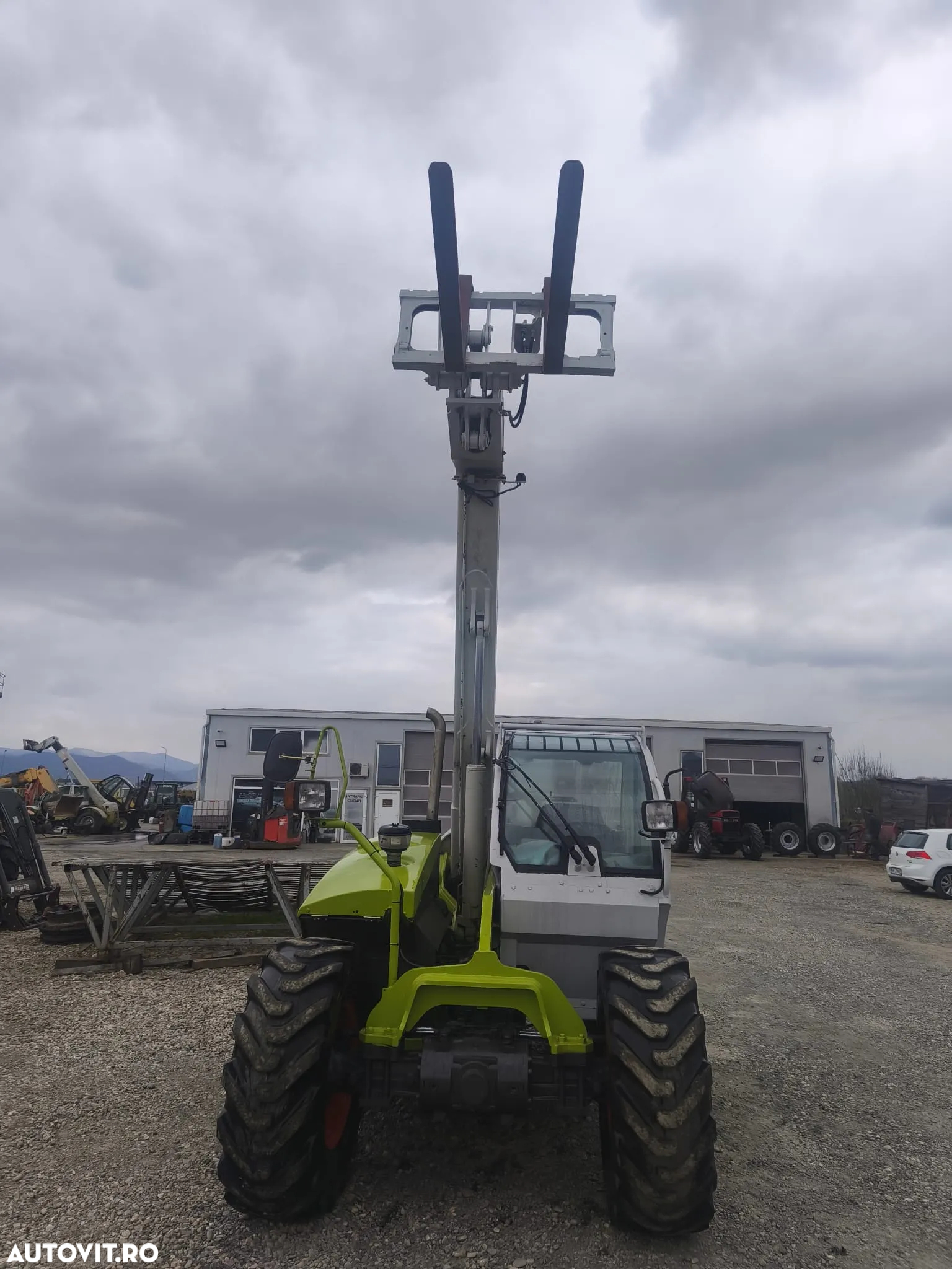 Altul Claas Targo C50 - 3