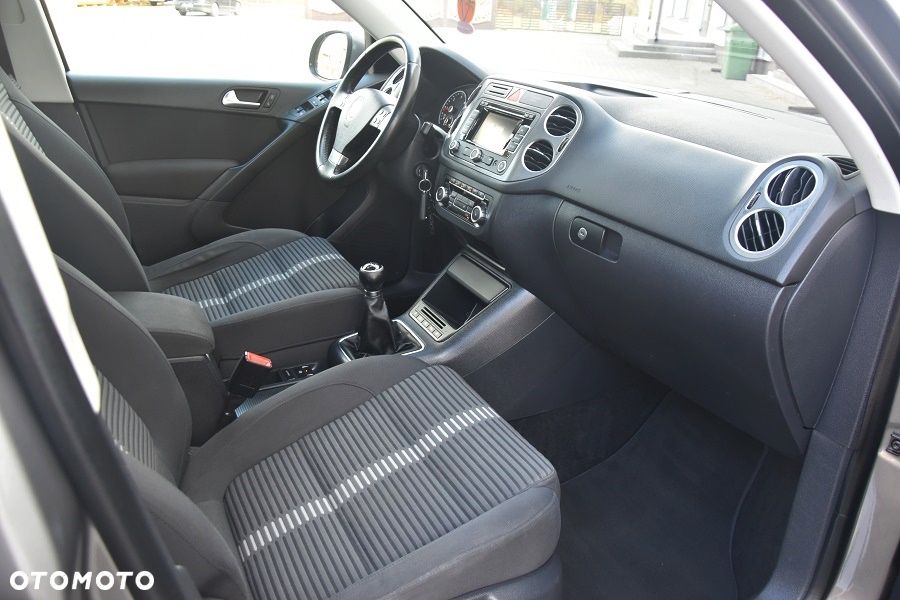 Volkswagen Tiguan 2.0 TDI 4Mot R-Style - 16