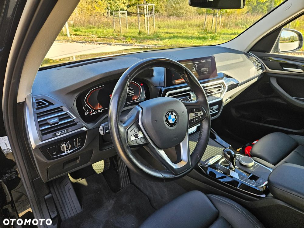 BMW X3 xDrive20d mHEV - 10