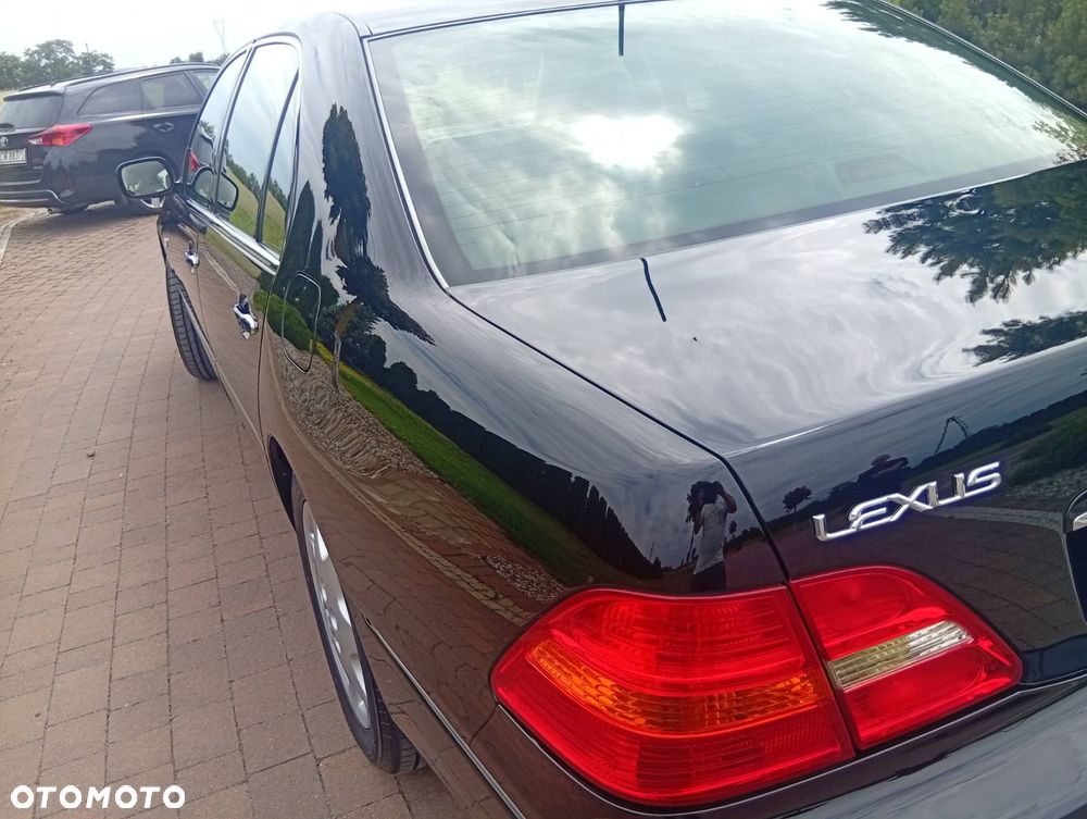 Lexus LS - 6