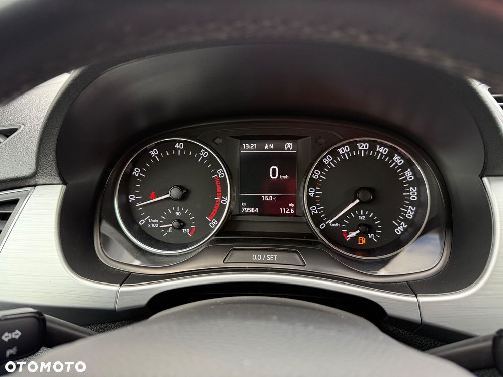 Skoda Fabia 1.2 TSI Drive - 24