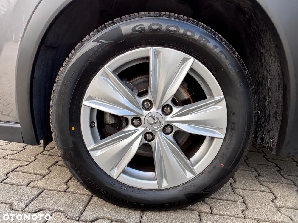 Lexus UX 250h GPF Business 2WD - 10