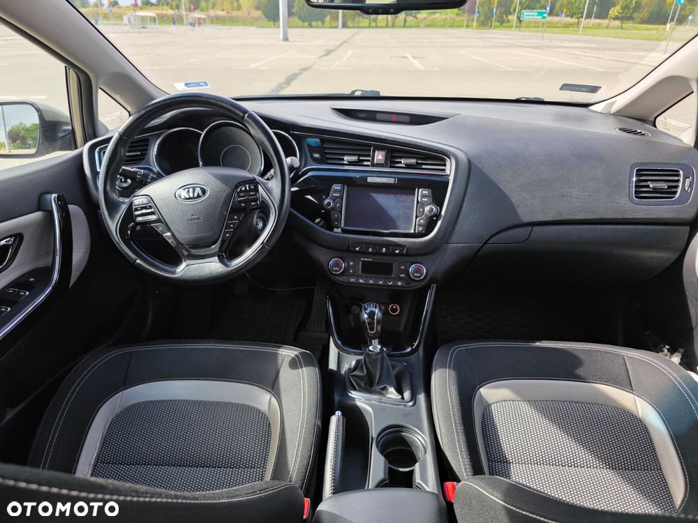 Kia Ceed 1.6 GDI L Business Line - 8