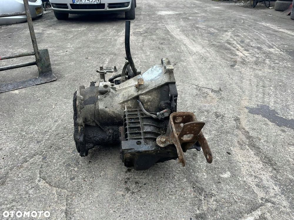 SKRZYNIA BIEGÓW CHRYSLER VOYAGER IV 3.3 AUTOMAT 966 - 2