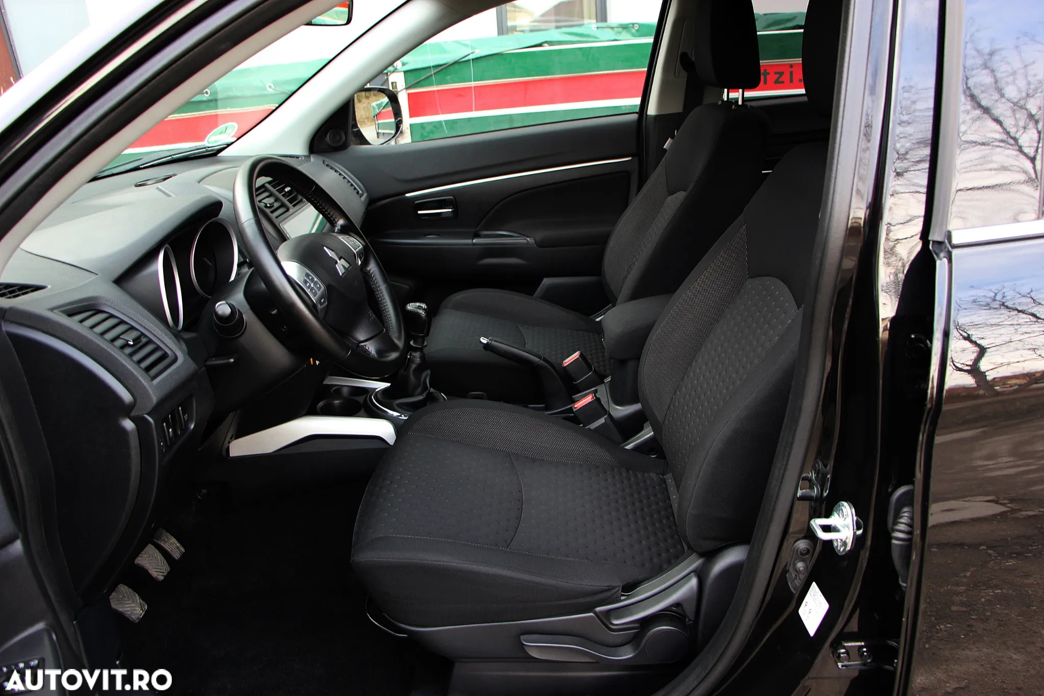 Mitsubishi ASX 1.8 DI-D 4WD Intense - 9