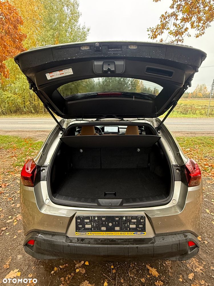 Lexus UX - 8