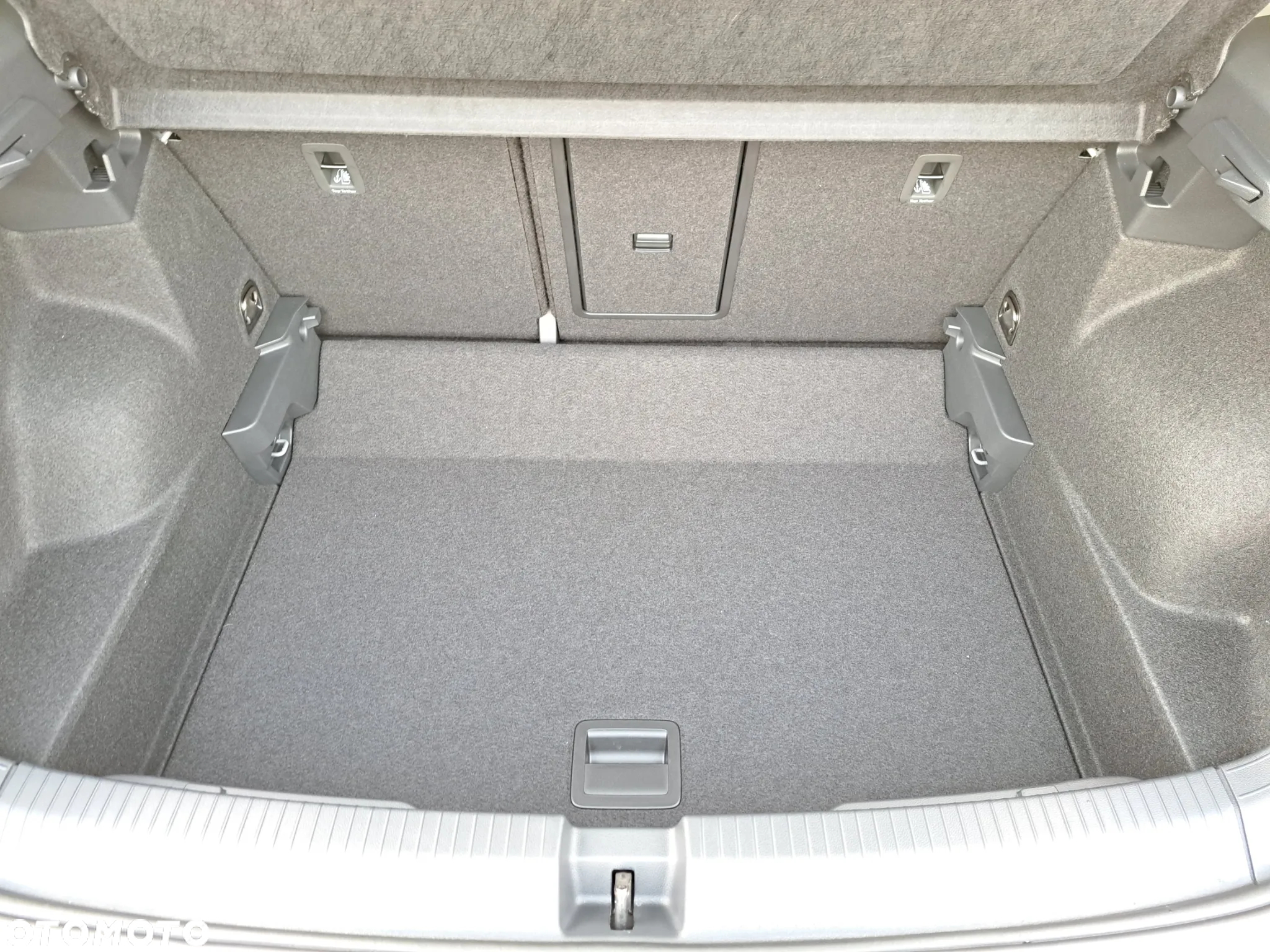 Volkswagen T-Roc 1.5 TSI Life Plus DSG - 9