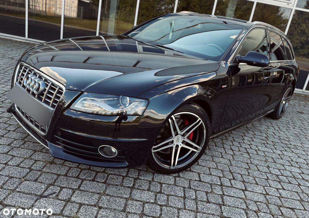 Audi A4 - 1