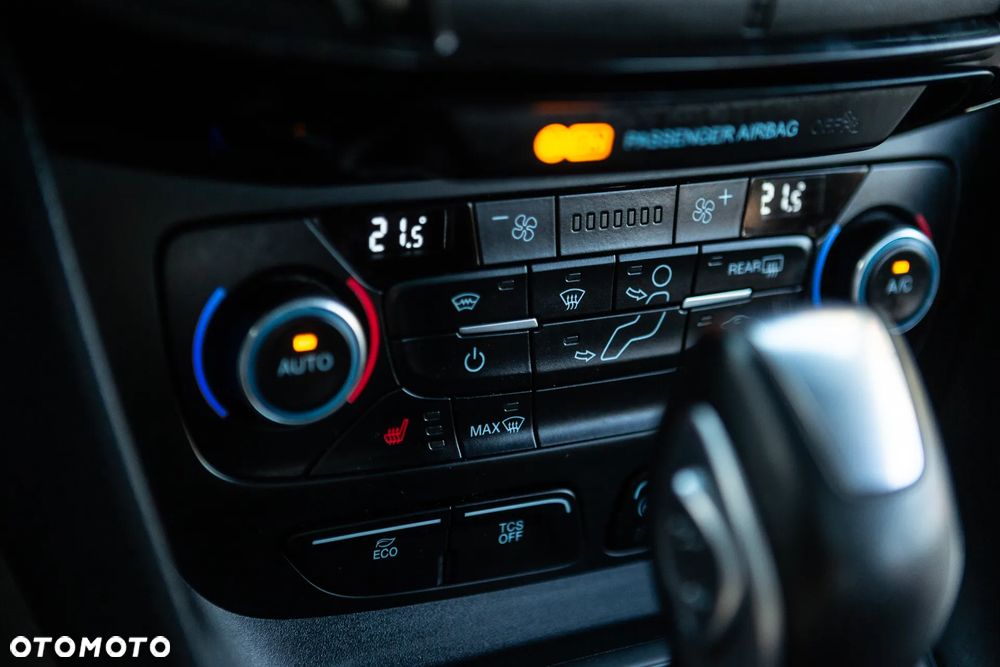 Ford Tourneo Connect - 37