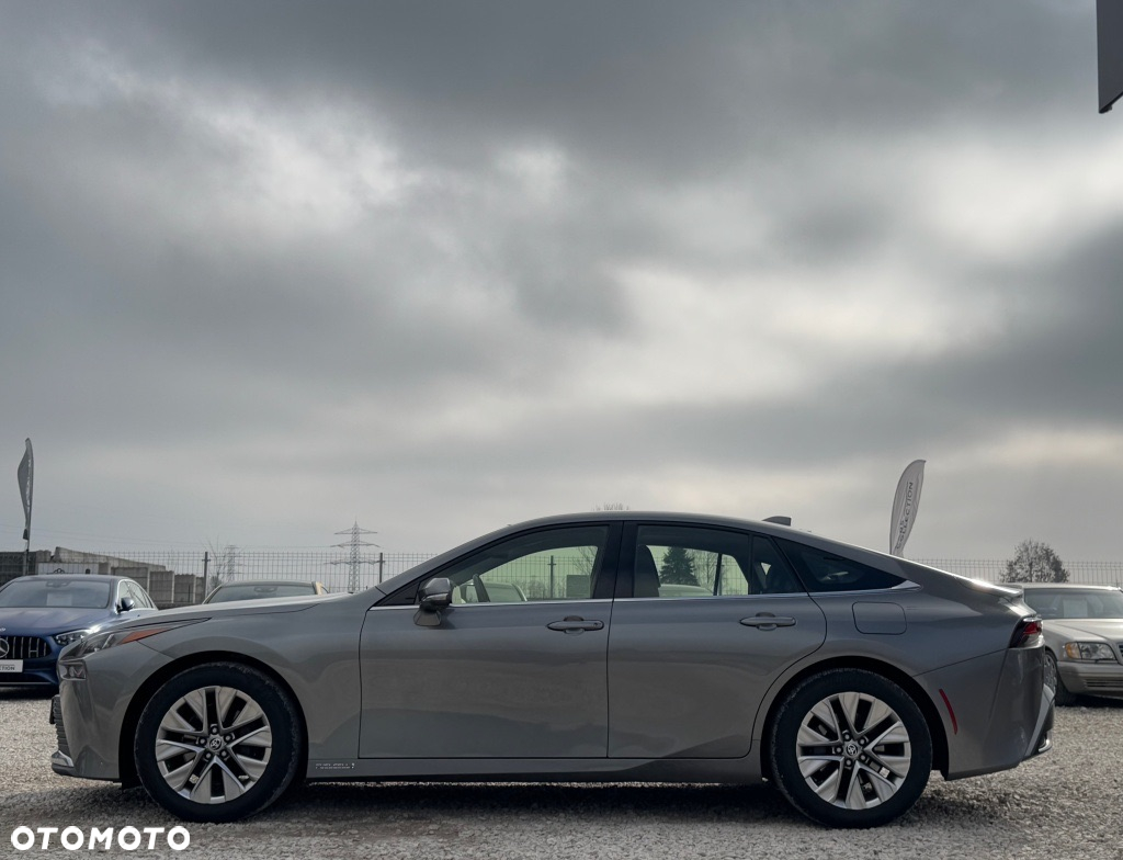 Toyota Mirai - 7