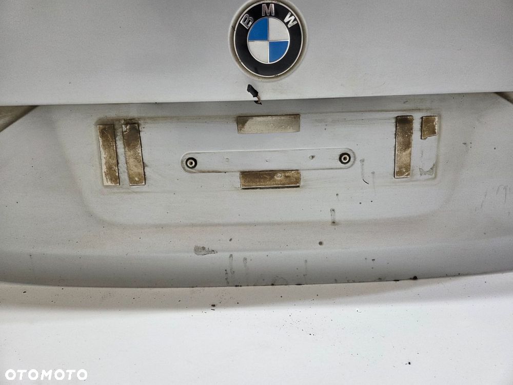 BMW X1 E84 KLAPA BAGAŻNIKA TYLNA 354 - 11