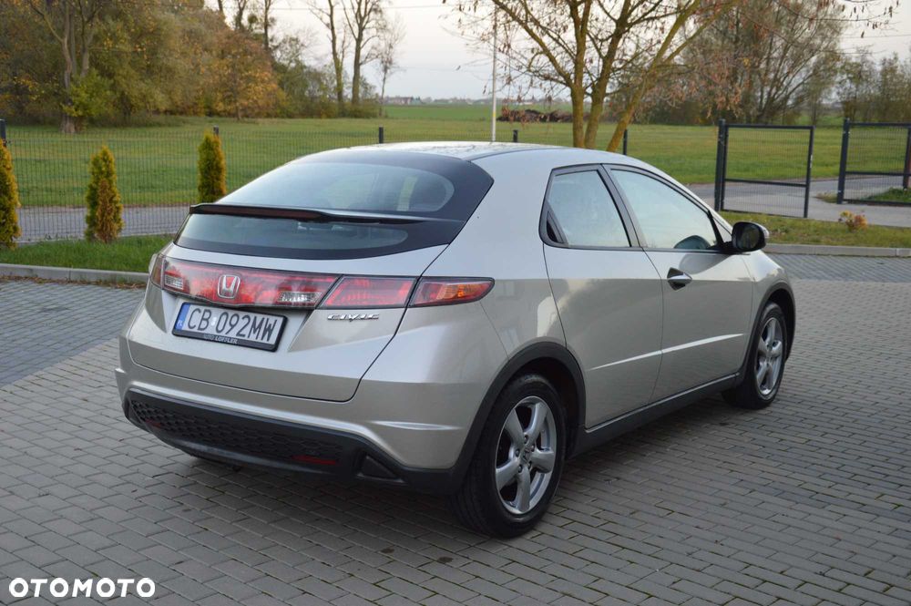 Honda Civic - 9