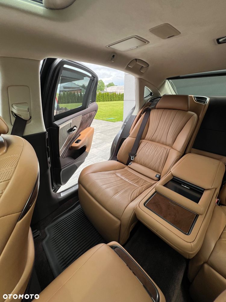 Lexus LS - 15