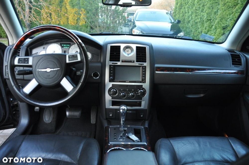 Chrysler 300C 5.7 Automatik - 17